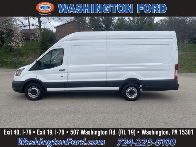 2023 Ford Transit Base