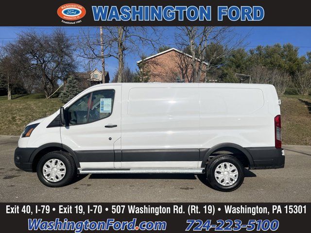 2023 Ford Transit Base