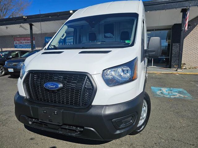 2023 Ford Transit Base
