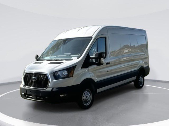 2023 Ford Transit Base