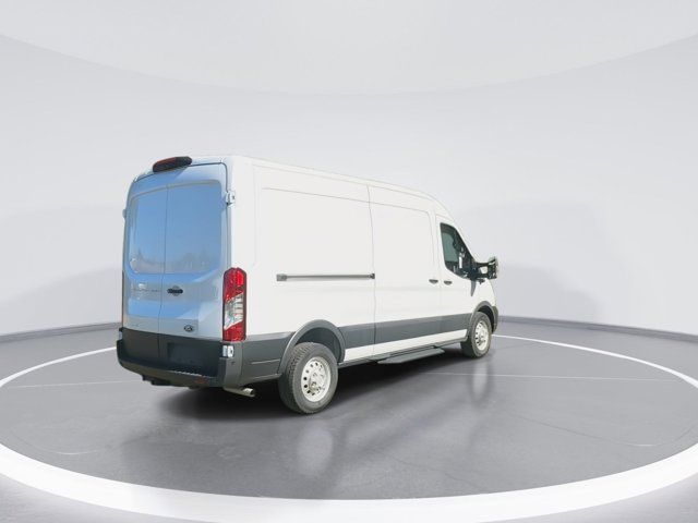 2023 Ford Transit Base