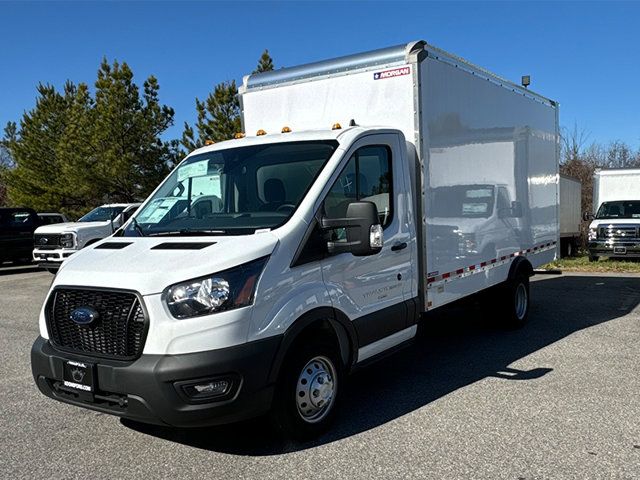 2023 Ford Transit Base