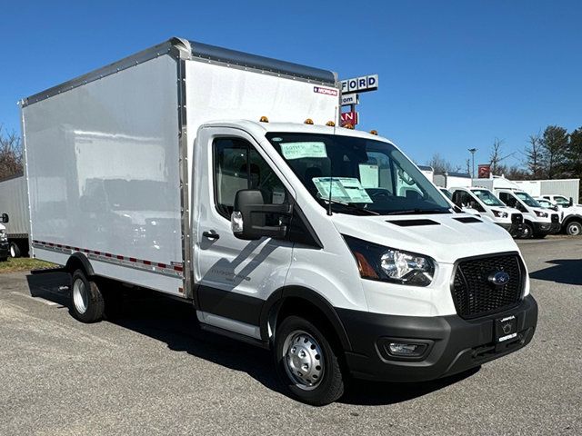 2023 Ford Transit Base