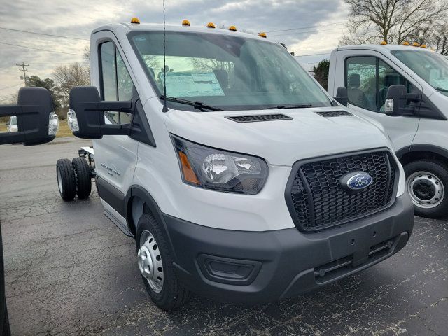 2023 Ford Transit Base