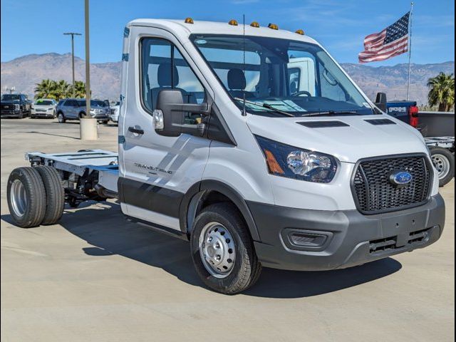 2023 Ford Transit Base