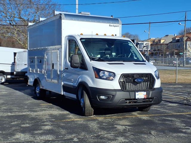 2023 Ford Transit Base