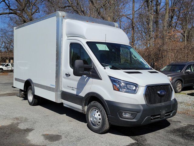 2023 Ford Transit Base