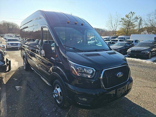 2023 Ford Transit XLT