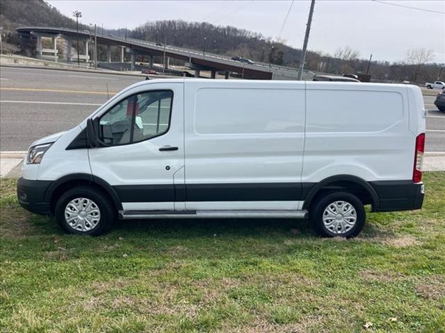2023 Ford Transit Base