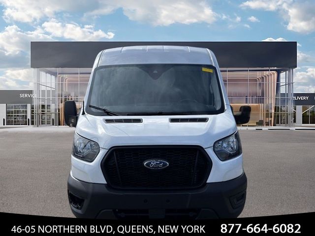 2023 Ford Transit Base