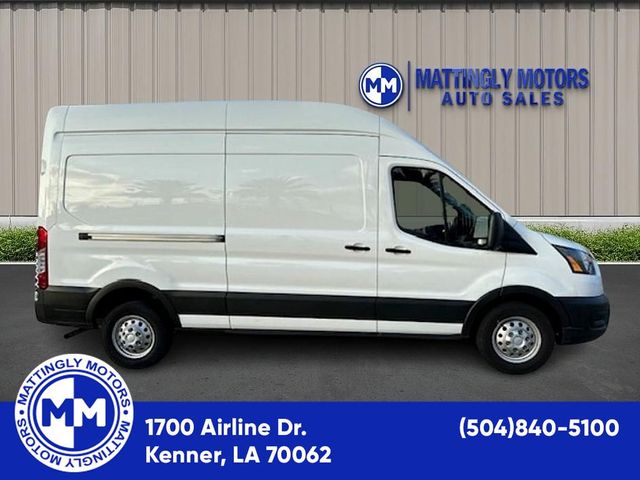 2023 Ford Transit Base