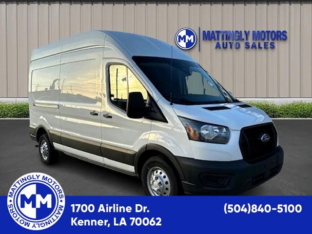 2023 Ford Transit Base