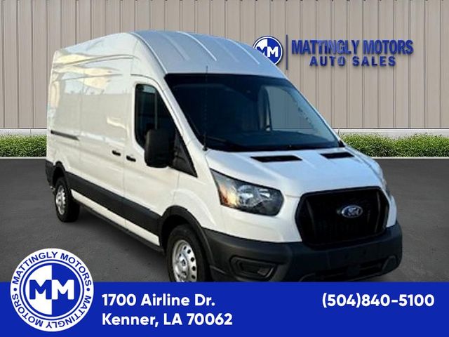 2023 Ford Transit Base