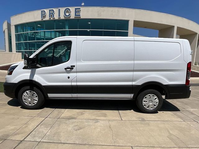 2023 Ford Transit Base