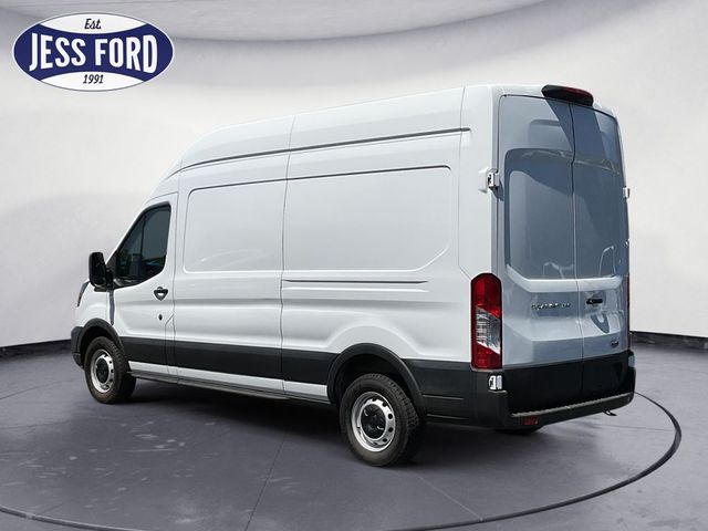 2023 Ford Transit Base