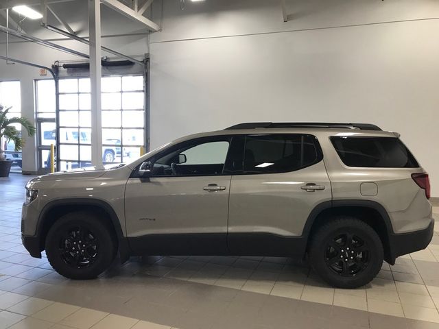 2023 GMC Acadia AT4