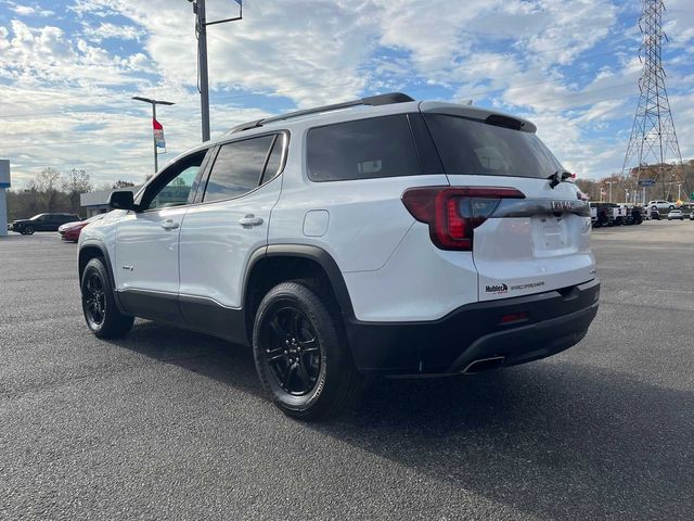 2023 GMC Acadia AT4