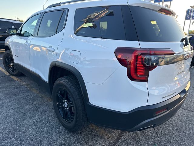 2023 GMC Acadia AT4