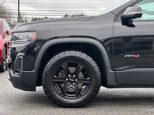 2023 GMC Acadia AT4