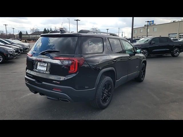 2023 GMC Acadia AT4