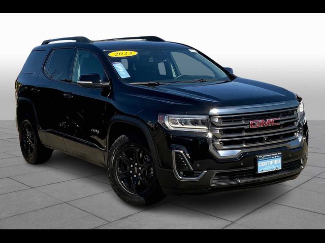 2023 GMC Acadia AT4
