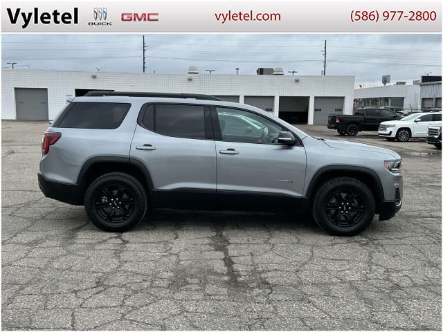 2023 GMC Acadia AT4