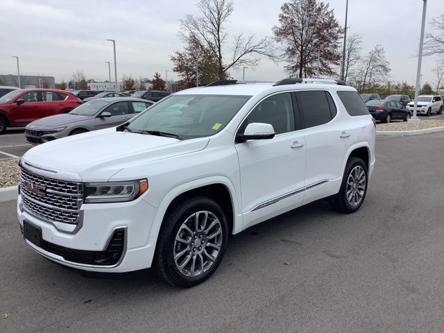 2023 GMC Acadia Denali