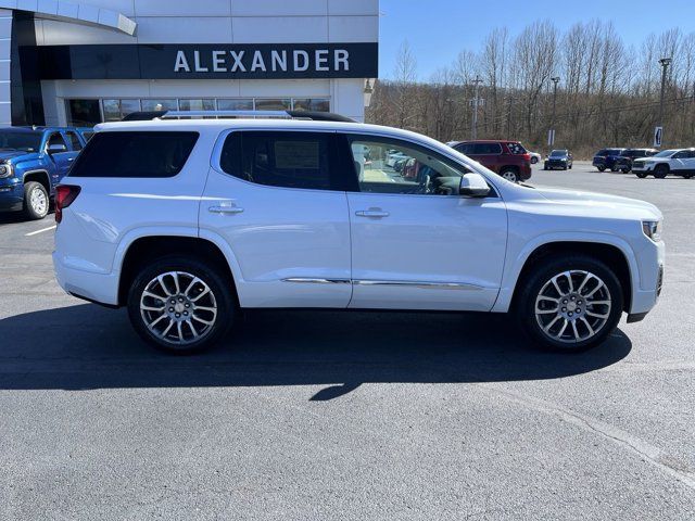 2023 GMC Acadia Denali