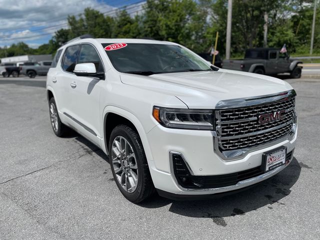 2023 GMC Acadia Denali