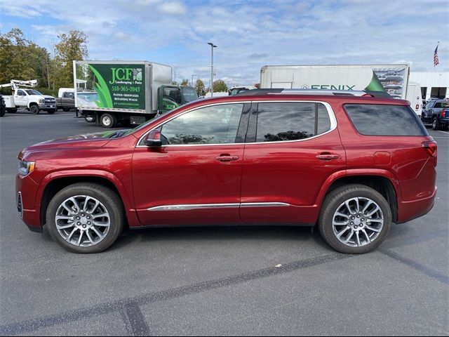 2023 GMC Acadia Denali