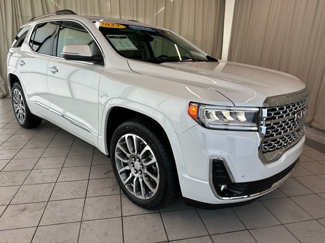 2023 GMC Acadia Denali