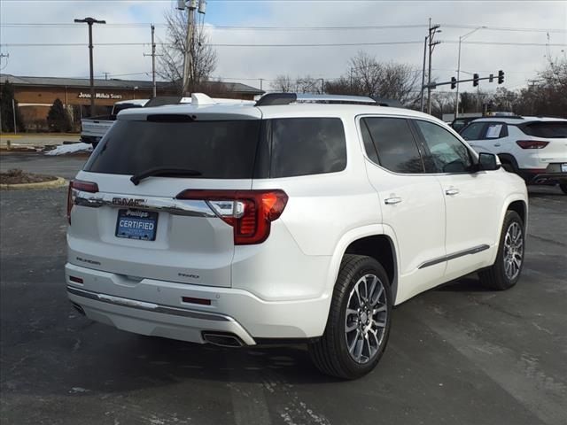 2023 GMC Acadia Denali