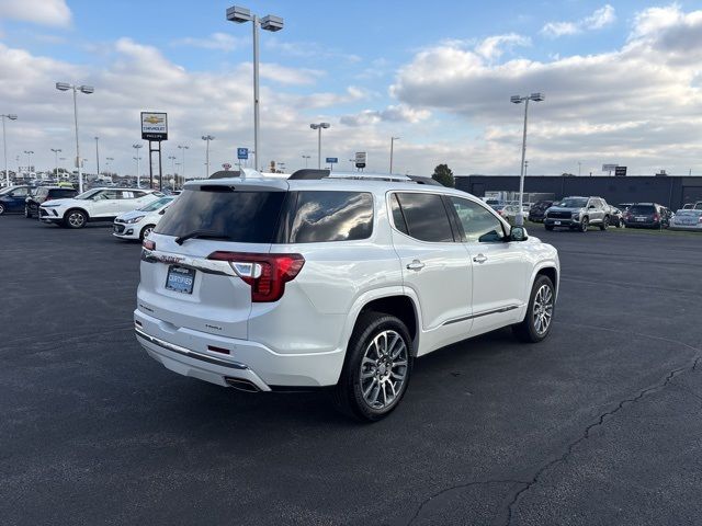 2023 GMC Acadia Denali