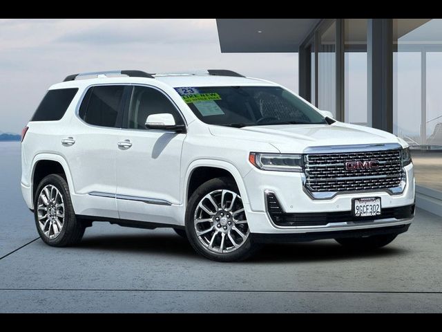 2023 GMC Acadia Denali