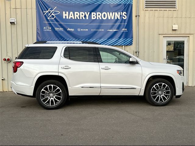 2023 GMC Acadia Denali