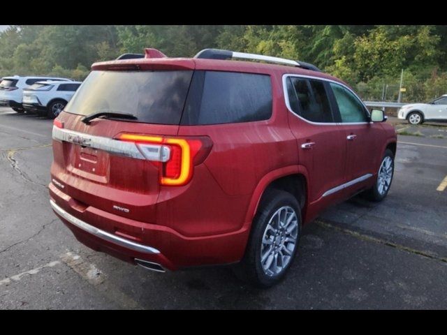 2023 GMC Acadia Denali