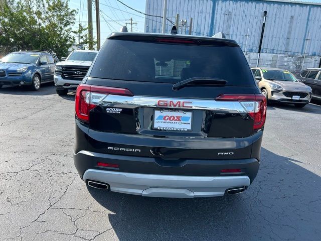 2023 GMC Acadia SLT