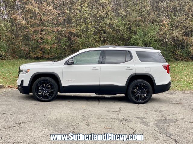 2023 GMC Acadia SLT