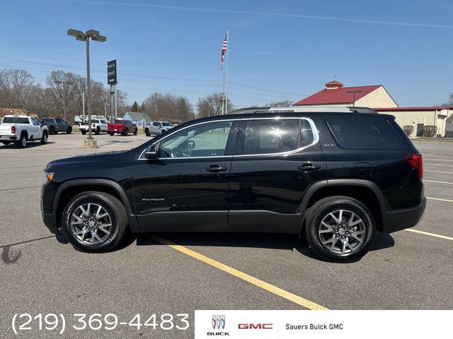 2023 GMC Acadia SLT