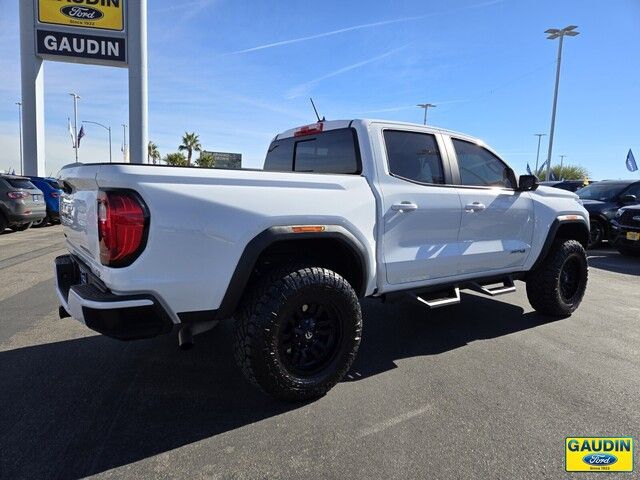 2023 GMC Canyon 4WD AT4