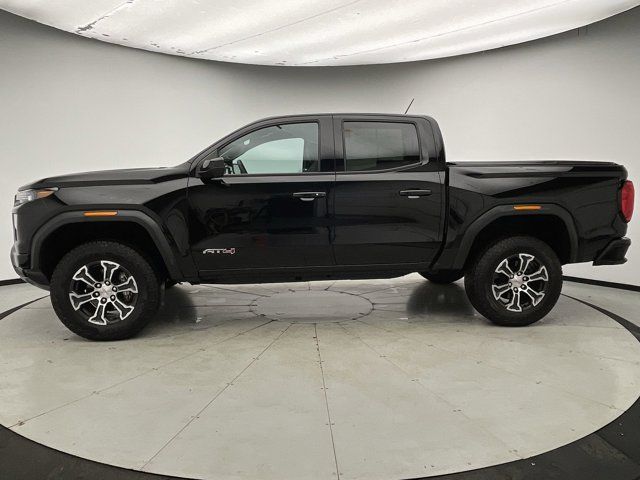 2023 GMC Canyon 4WD AT4