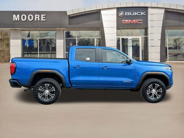 2023 GMC Canyon 4WD AT4