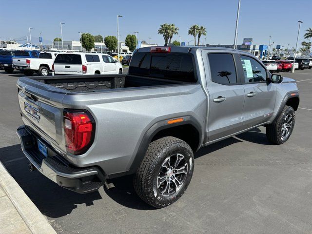 2023 GMC Canyon 4WD AT4