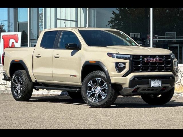 2023 GMC Canyon 4WD AT4