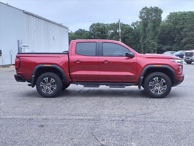 2023 GMC Canyon 4WD AT4