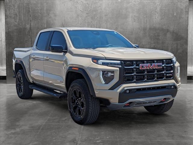 2023 GMC Canyon 4WD AT4