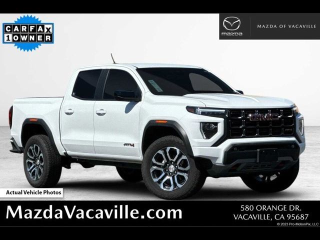 2023 GMC Canyon 4WD AT4