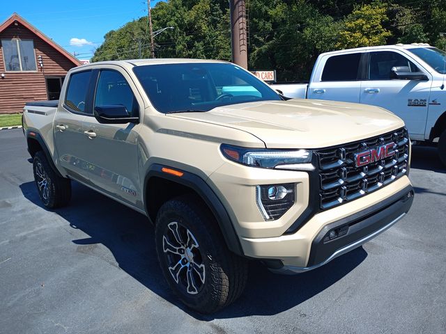 2023 GMC Canyon 4WD AT4