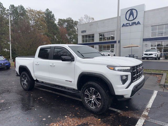 2023 GMC Canyon 4WD AT4