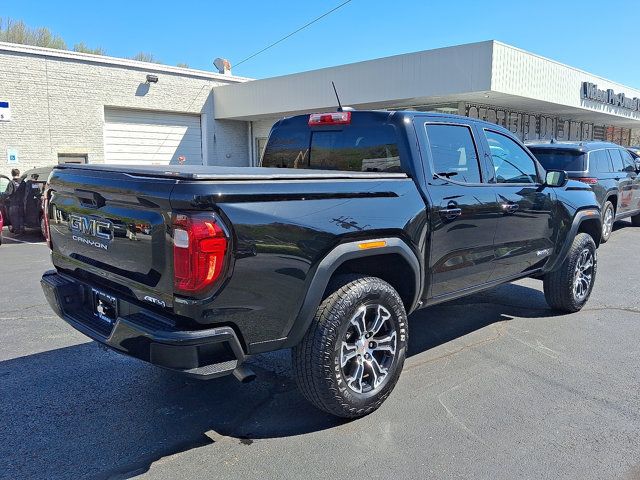 2023 GMC Canyon 4WD AT4